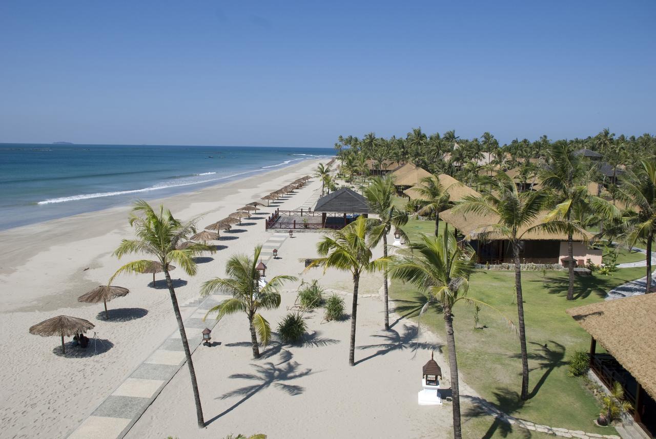 Aureum Palace Hotel & Resort Ngwe Saung ングウェ・サウン エクステリア 写真
