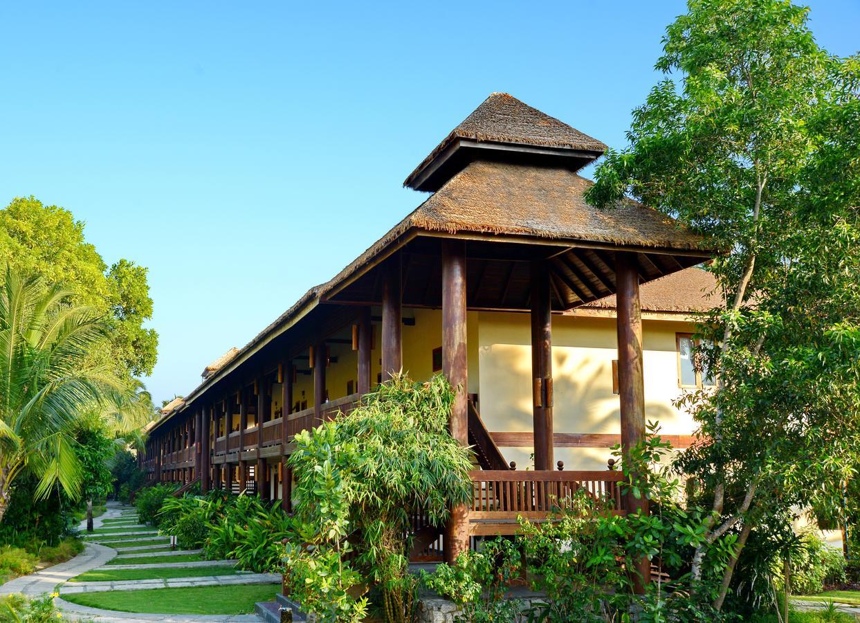 Aureum Palace Hotel & Resort Ngwe Saung ングウェ・サウン エクステリア 写真