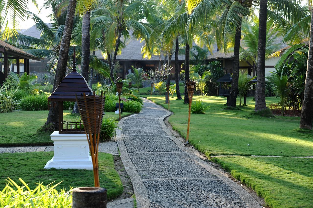 Aureum Palace Hotel & Resort Ngwe Saung ングウェ・サウン エクステリア 写真