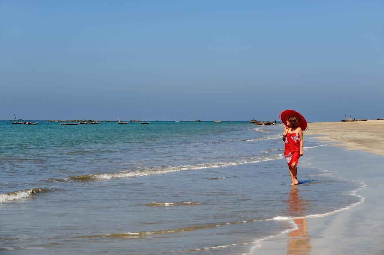 Aureum Palace Hotel & Resort Ngwe Saung ングウェ・サウン エクステリア 写真