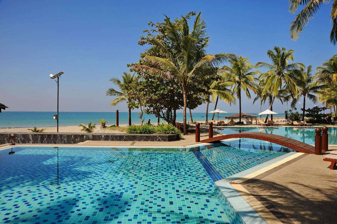 Aureum Palace Hotel & Resort Ngwe Saung ングウェ・サウン エクステリア 写真