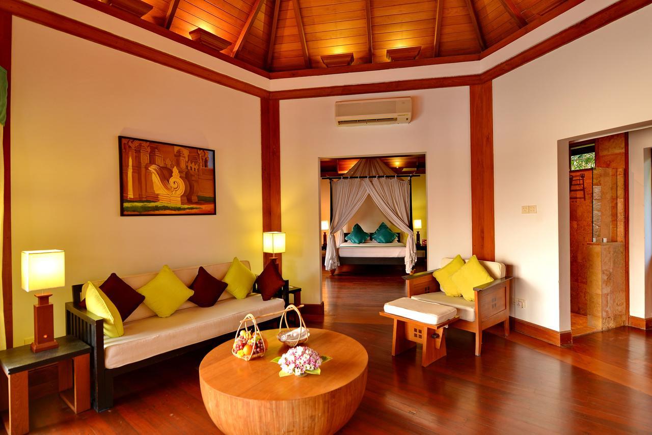 Aureum Palace Hotel & Resort Ngwe Saung ングウェ・サウン エクステリア 写真