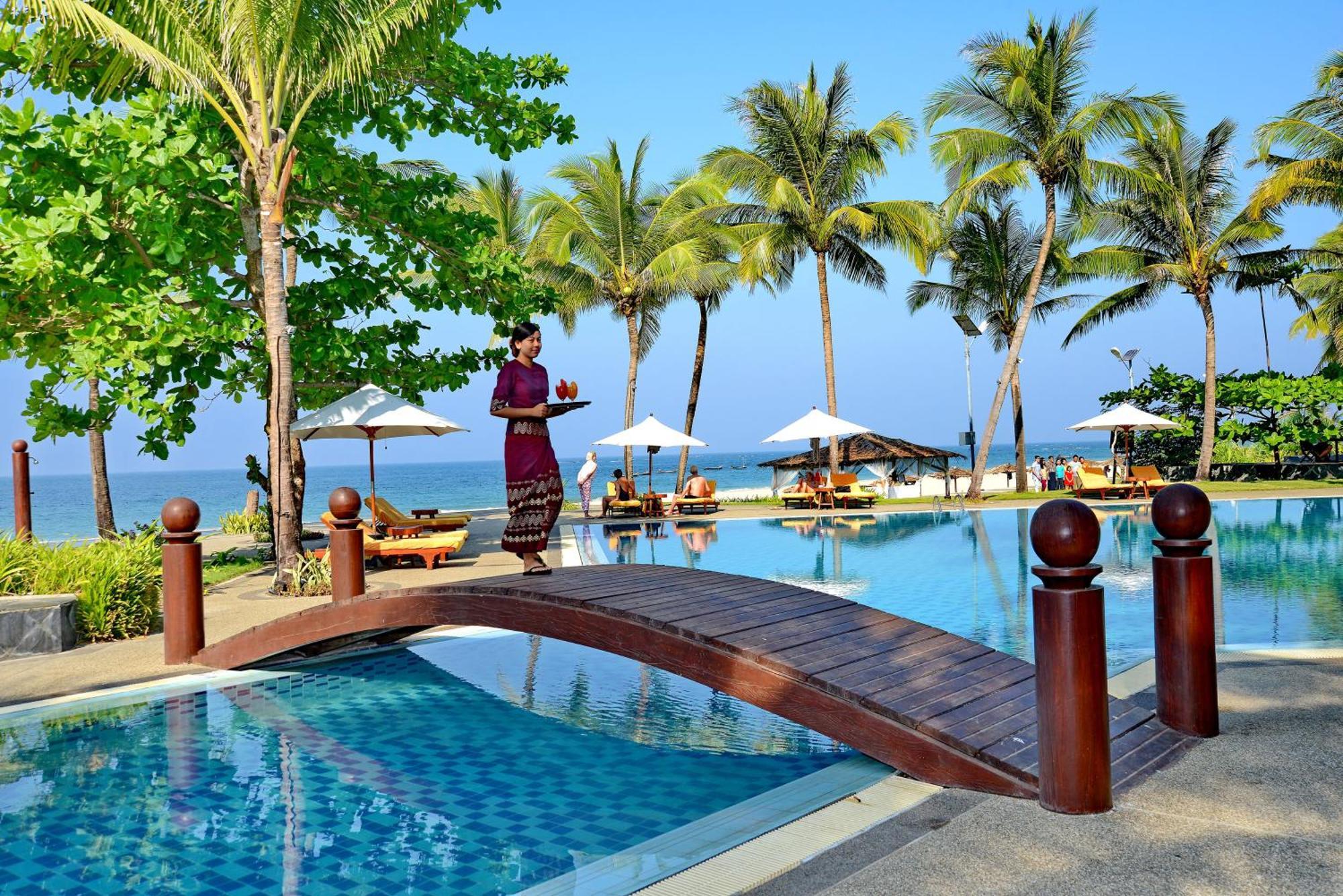 Aureum Palace Hotel & Resort Ngwe Saung ングウェ・サウン エクステリア 写真