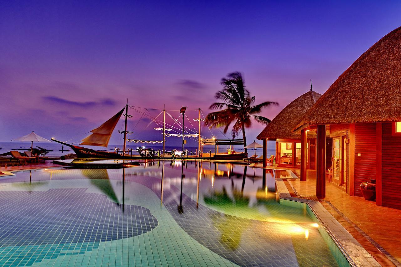 Aureum Palace Hotel & Resort Ngwe Saung ングウェ・サウン エクステリア 写真