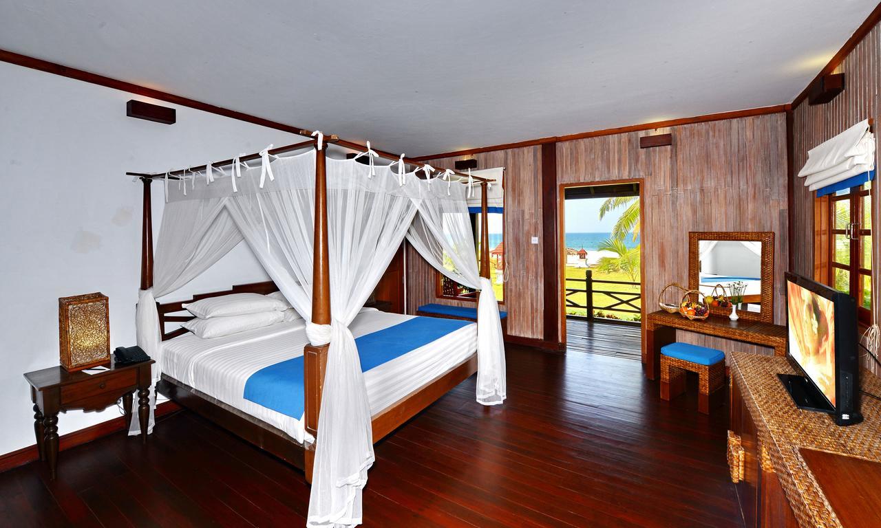 Aureum Palace Hotel & Resort Ngwe Saung ングウェ・サウン エクステリア 写真