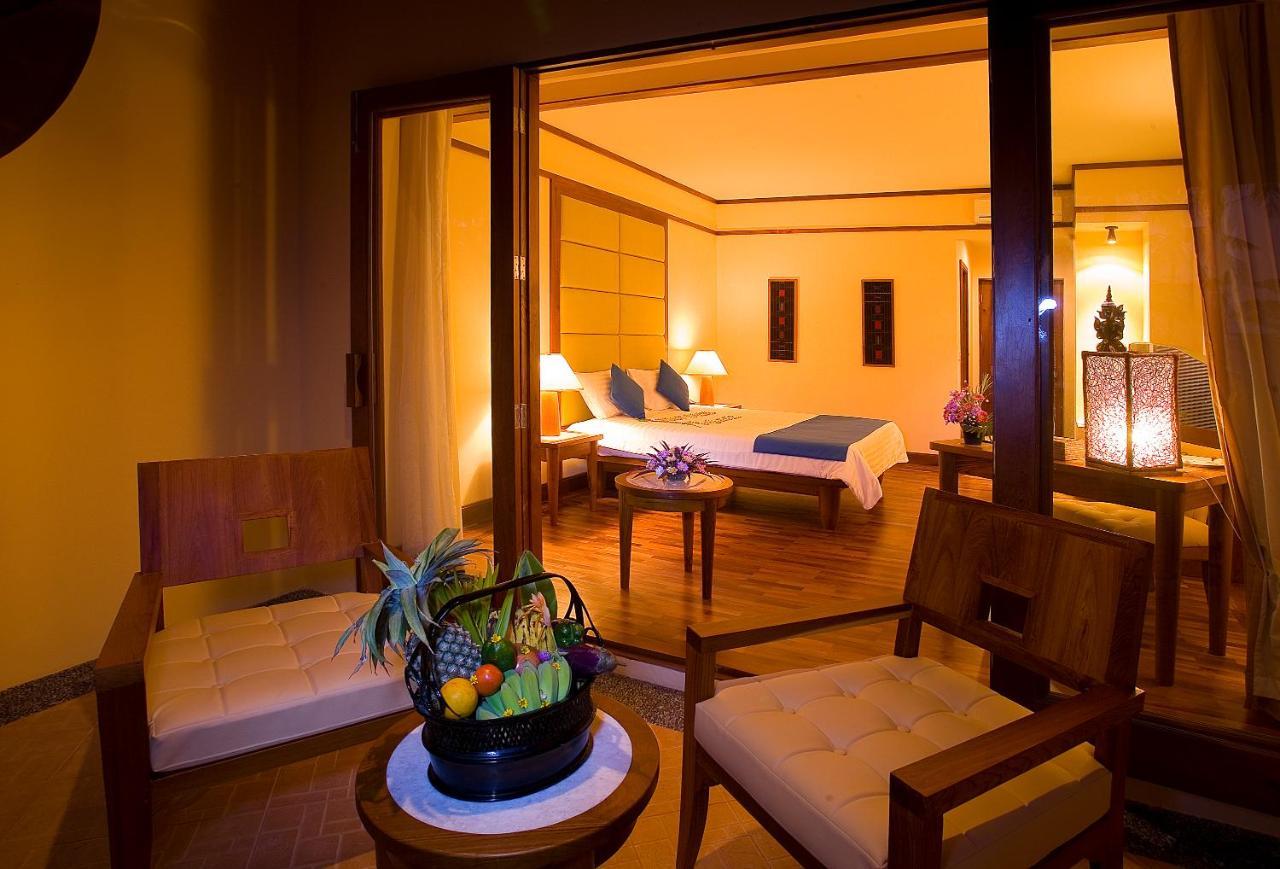 Aureum Palace Hotel & Resort Ngwe Saung ングウェ・サウン エクステリア 写真